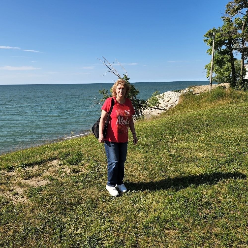 Meet your Posher, Linda